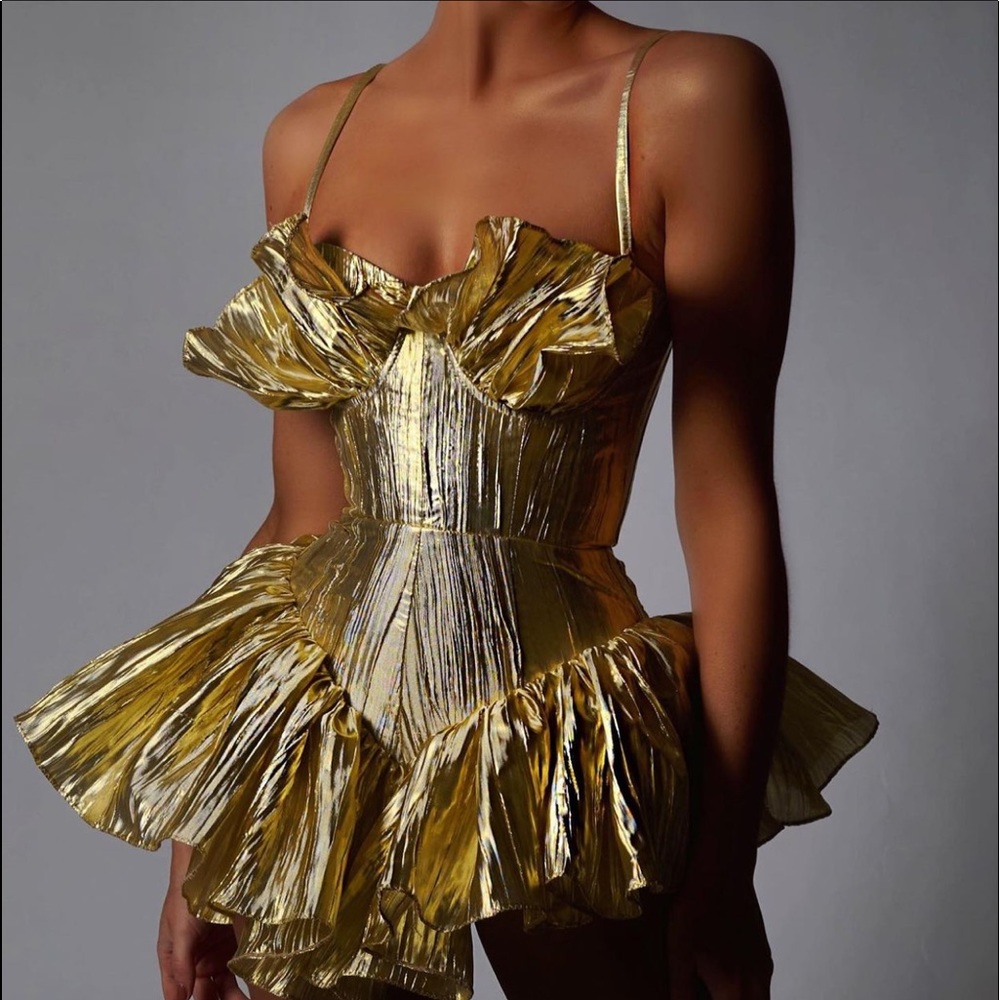 DOLCE PLAYSUIT IN GOLD CRINKLE
